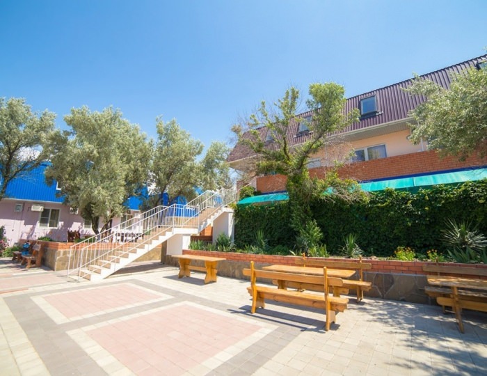 Внешний вид и территория - База отдыха «ЮгРа»