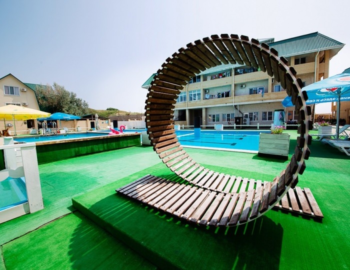 Внешний вид и территория - База отдыха «ЮгРа»